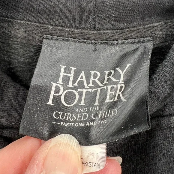 Harry‎ Potter and the Cursed Child hoodie, Stage Play at Lyric Theater NYC - Picture 7 of 9